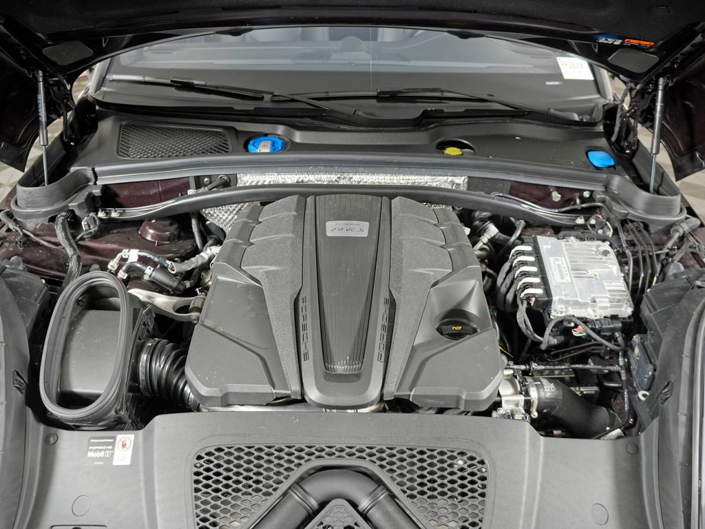 Used 2026 Porsche Macan S AWD/4WD image 43