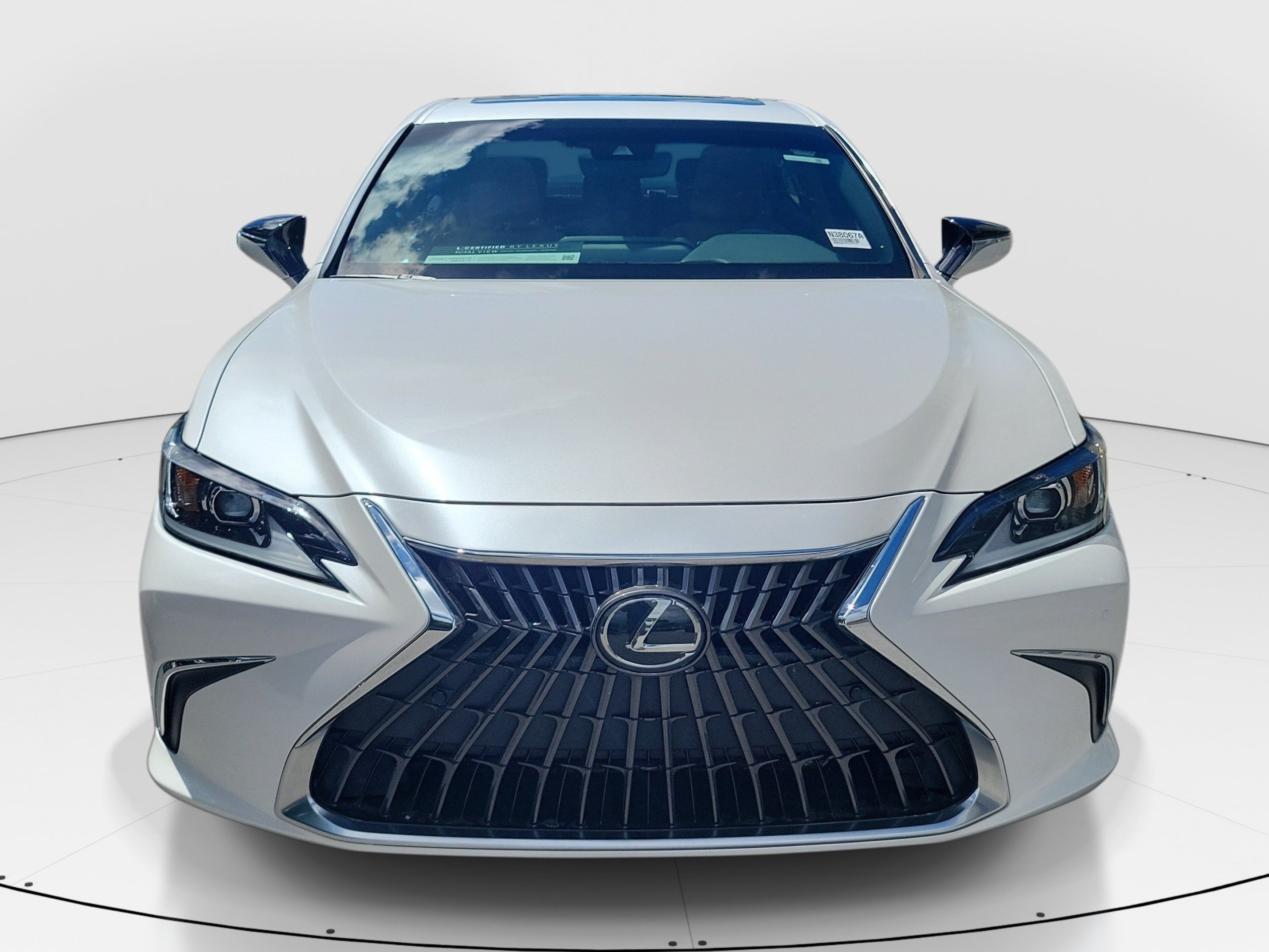 Used 2024 Lexus ES 350 w/ Premium Package FWD image 2