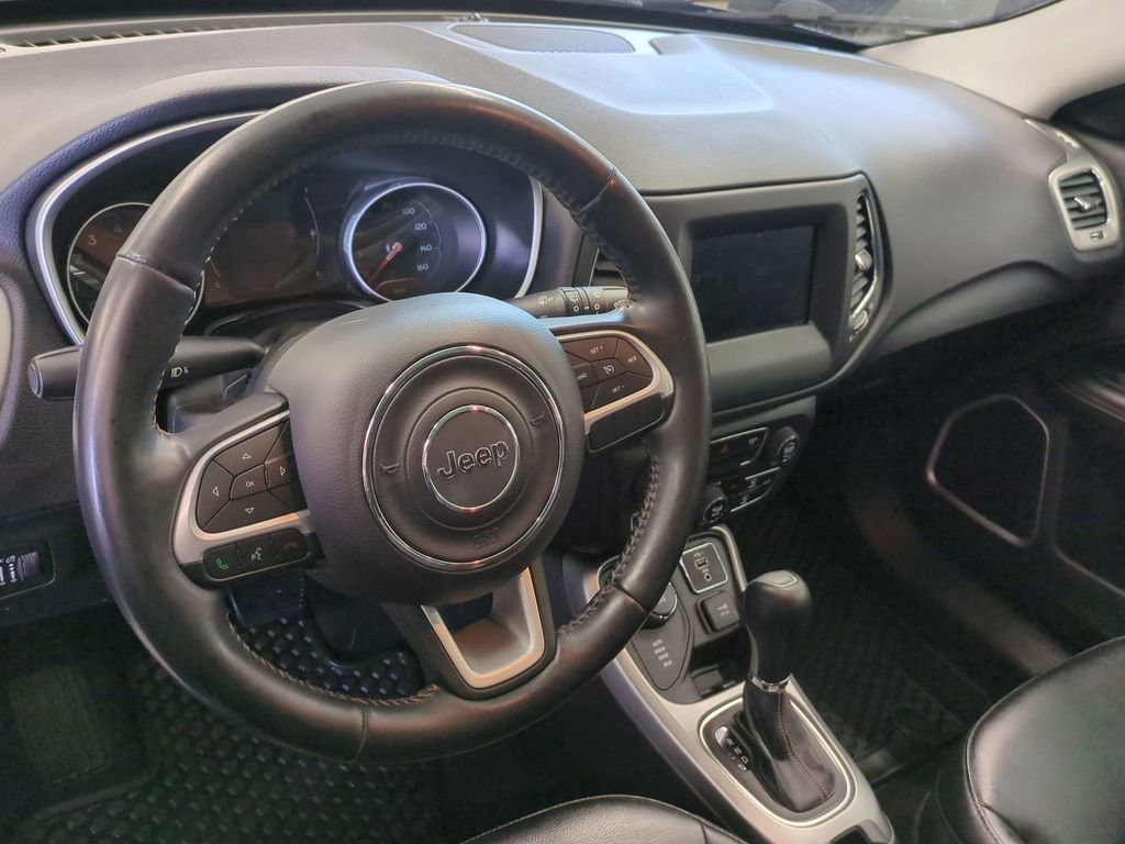 Used 2020 Jeep Compass Latitude w/ Cold Weather Group image 16