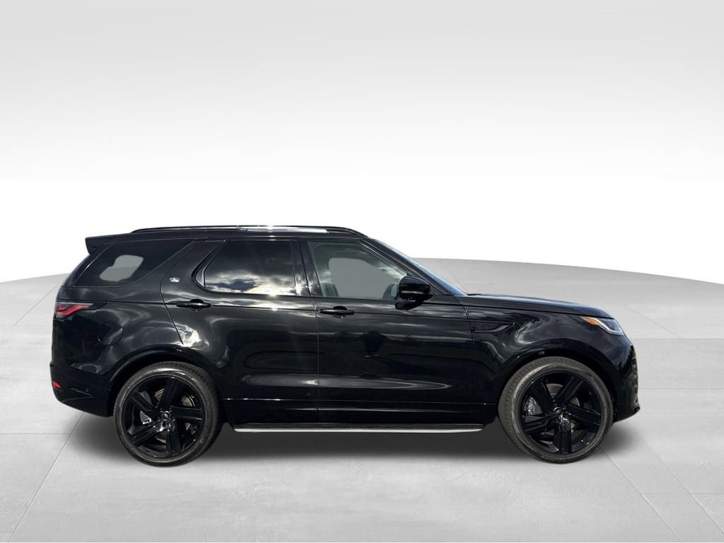 New 2026 Land Rover Discovery Limited Edition image 6