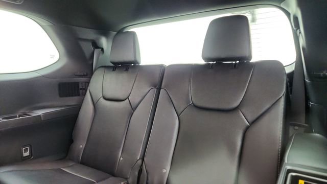 Used 2026 Lexus TX 500h AWD w/ Technology Package image 30