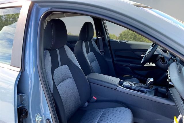 New 2027 Nissan Sentra SV w/ Floor Mat Package FWD image 9
