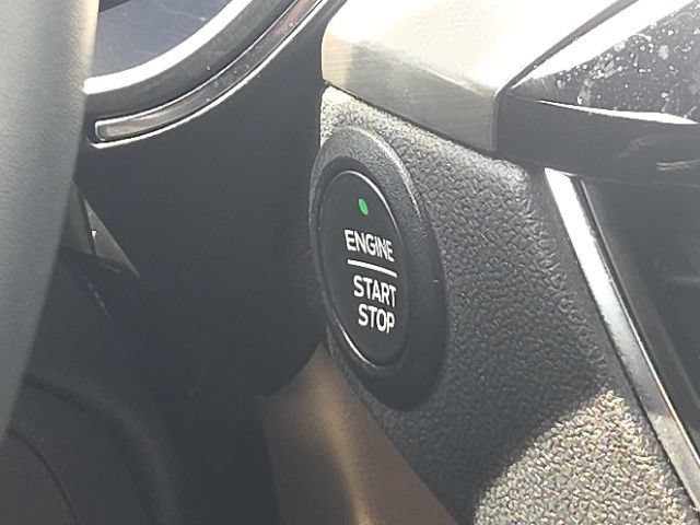 Used 2022 Ford Escape Titanium AWD/4WD image 45