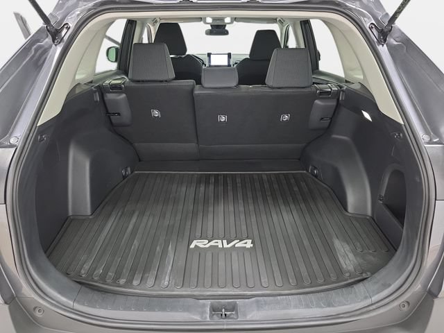 Certified 2024 Toyota RAV4 LE AWD/4WD image 30