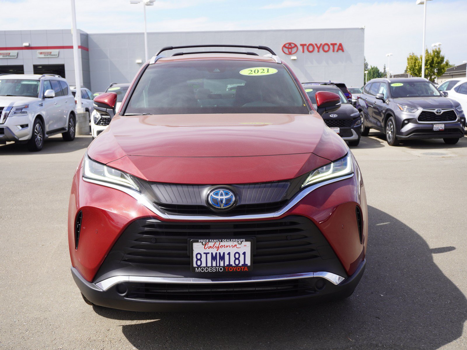 Used 2021 Toyota Venza XLE AWD/4WD image 6