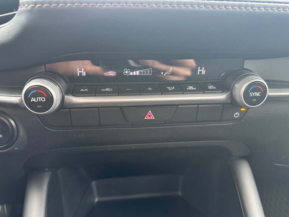 Certified 2025 MAZDA MAZDA3 s image 22