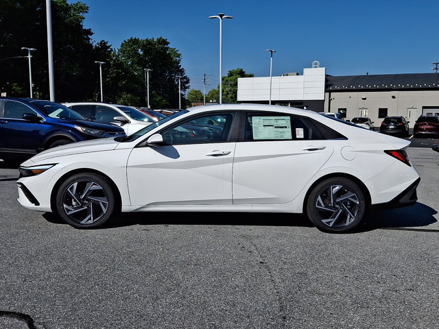 New 2026 Hyundai Elantra Limited FWD image 7