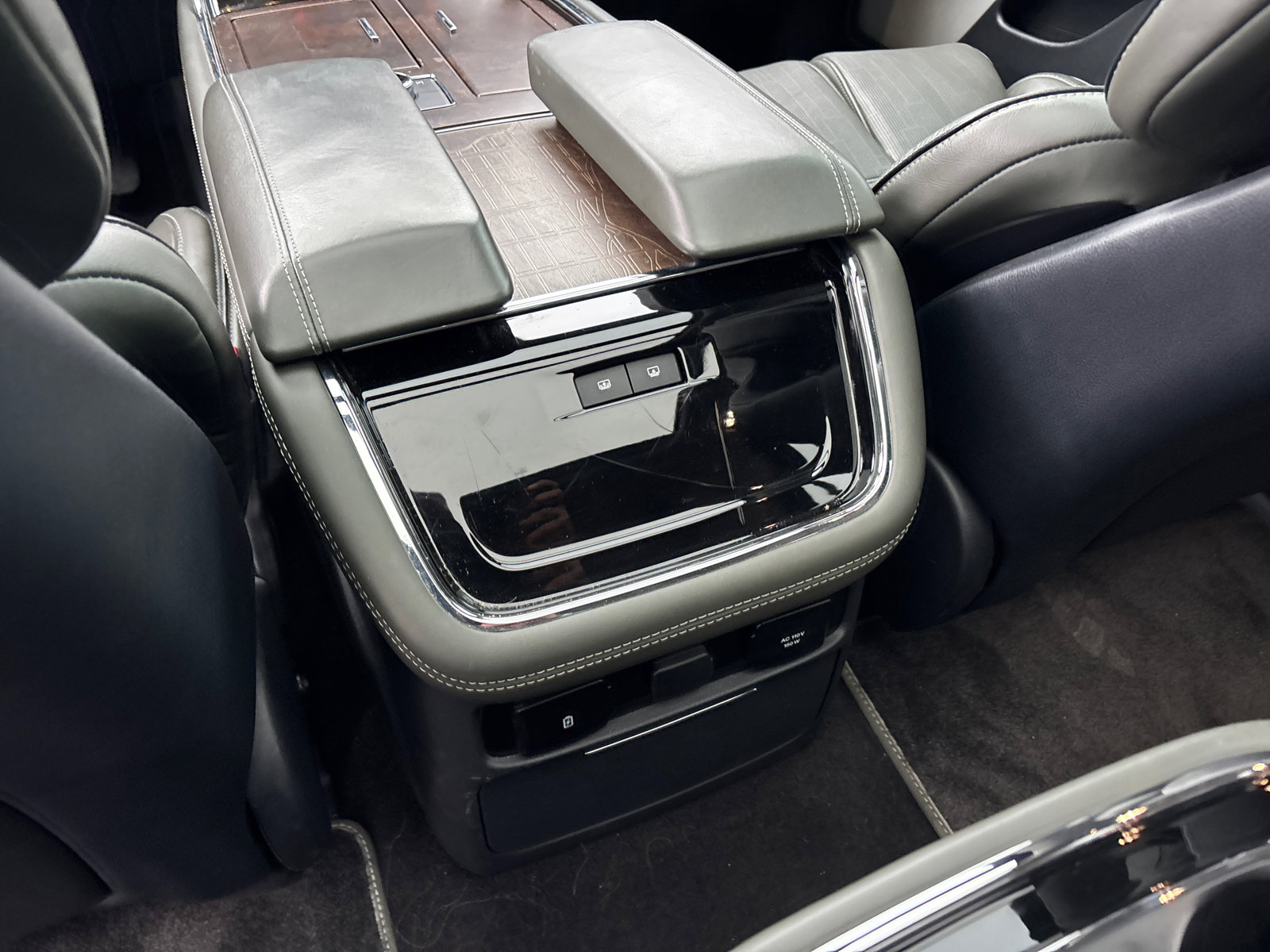 Certified 2022 Lincoln Navigator Black Label image 32