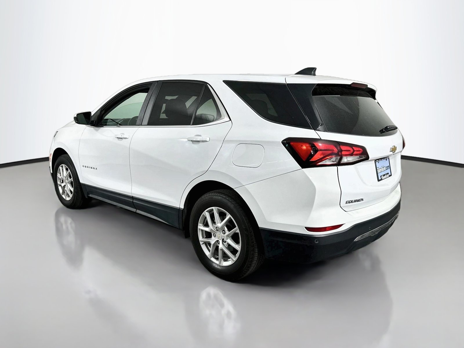 Used 2024 Chevrolet Equinox LT AWD/4WD image 6