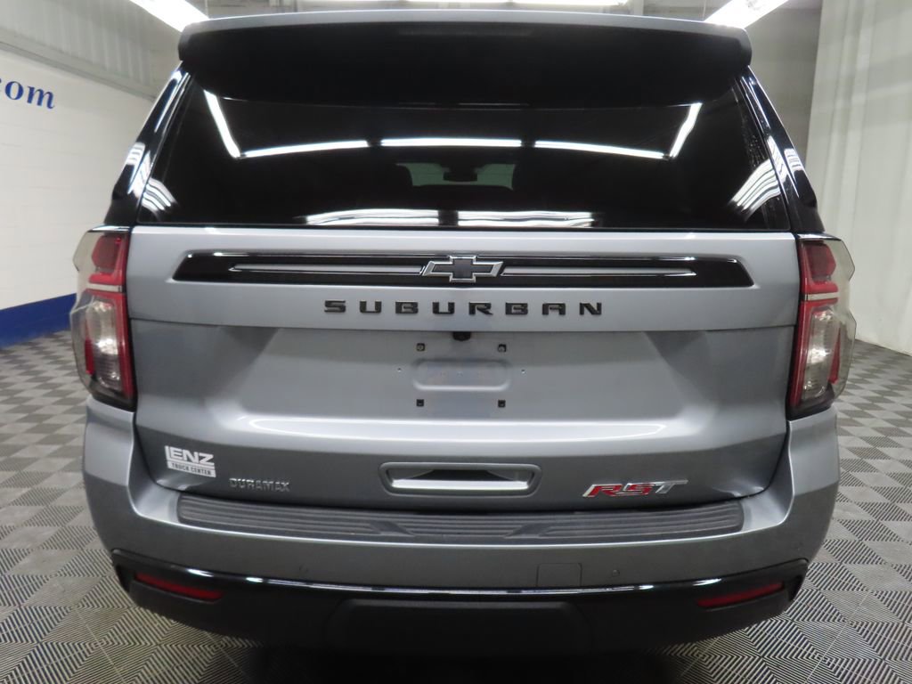 Used 2024 Chevrolet Suburban RST w/ Luxury Package image 39