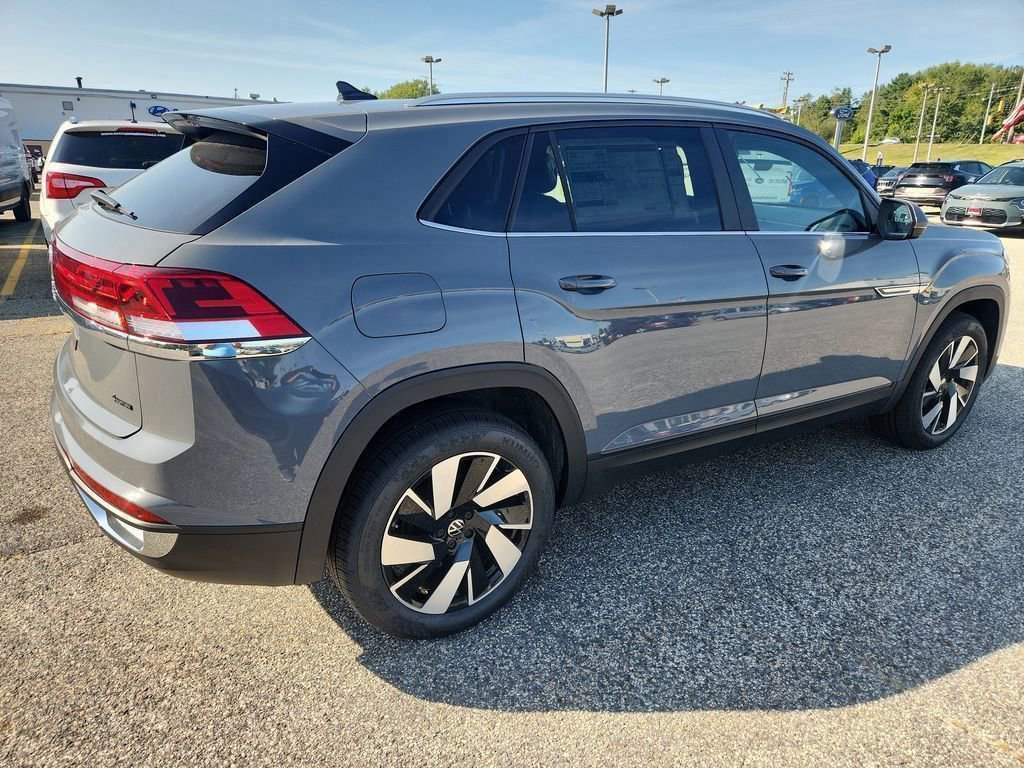 New 2026 Volkswagen Atlas Cross Sport SE image 7