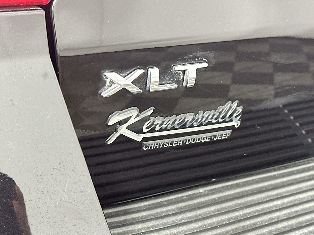 Used 2021 Ford Expedition XLT image 29