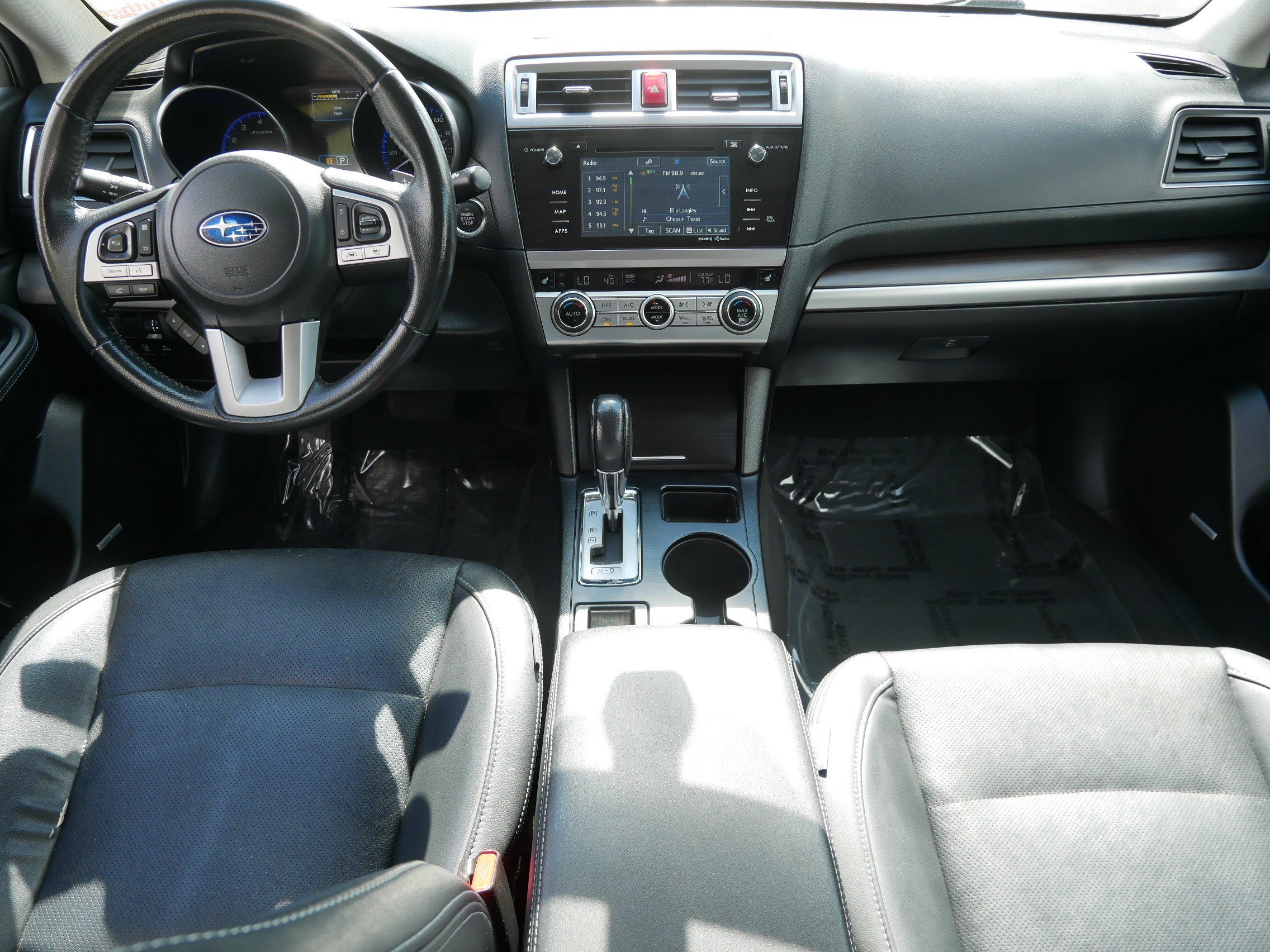 Used 2017 Subaru Legacy 3.6R Limited AWD/4WD image 10
