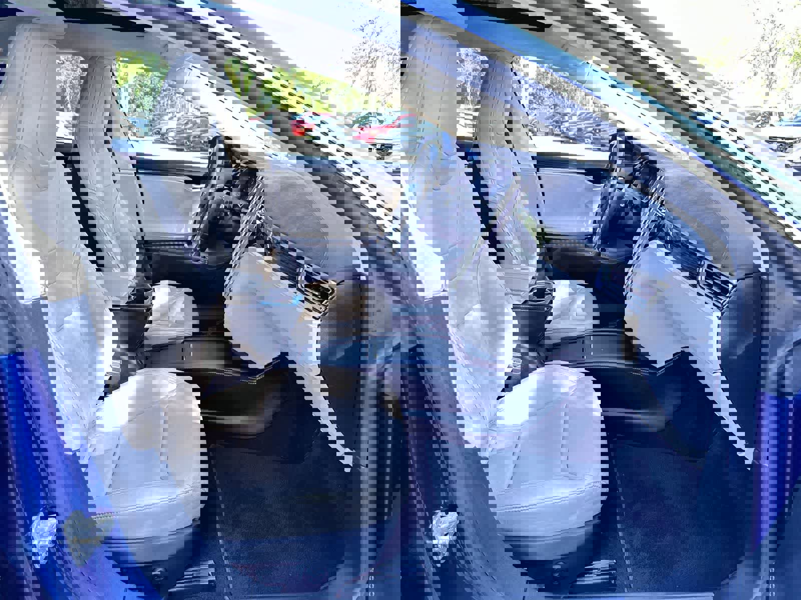 Used 2016 Tesla Model S 70D image 17