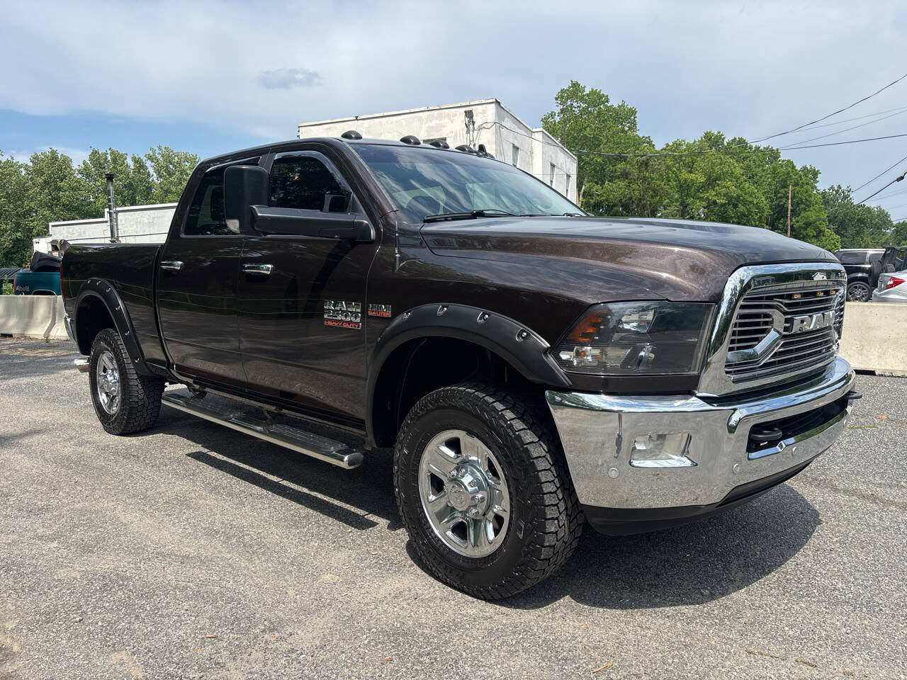 Used 2017 RAM 2500 SLT w/ Snow Chief Group AWD/4WD image 8
