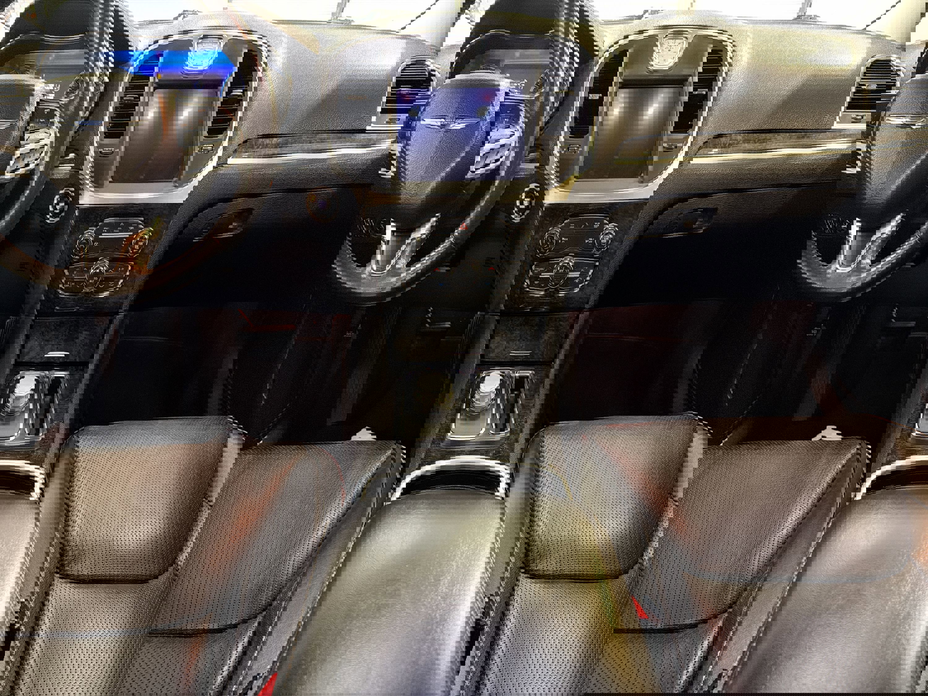 Used 2021 Chrysler 300 Touring L image 21