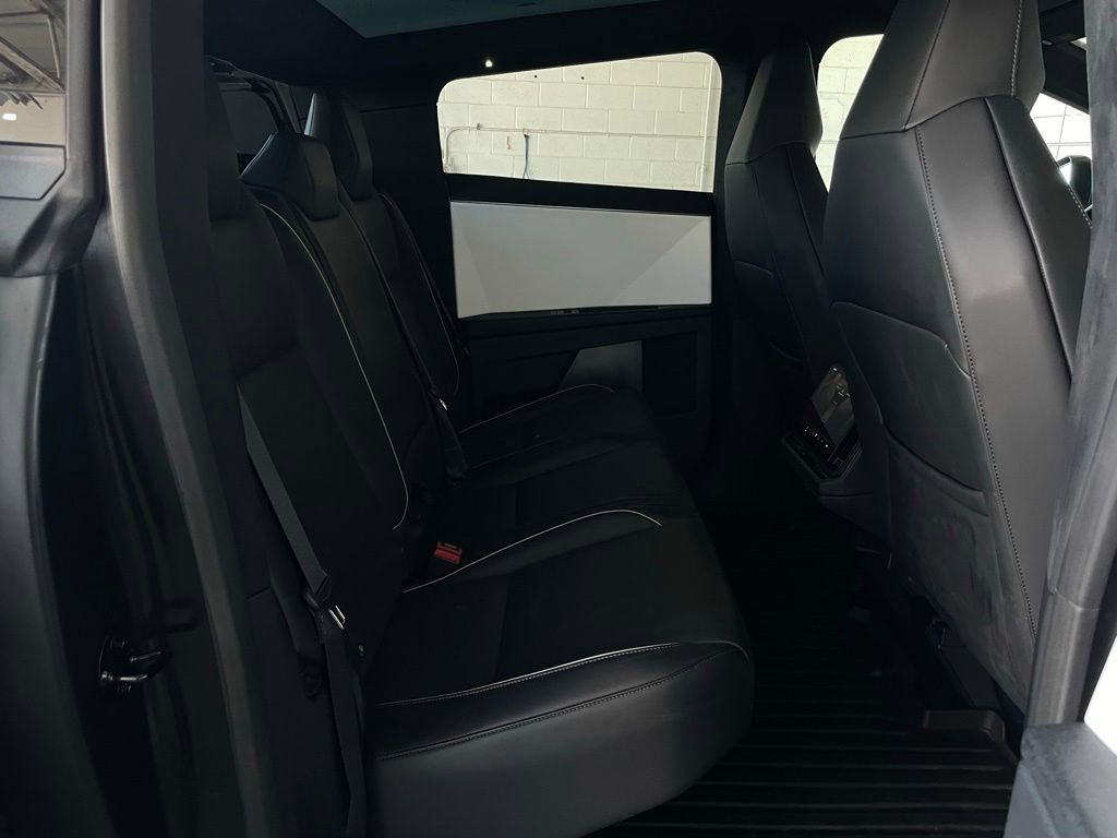 Used 2024 Tesla Cybertruck Cyberbeast AWD/4WD image 14