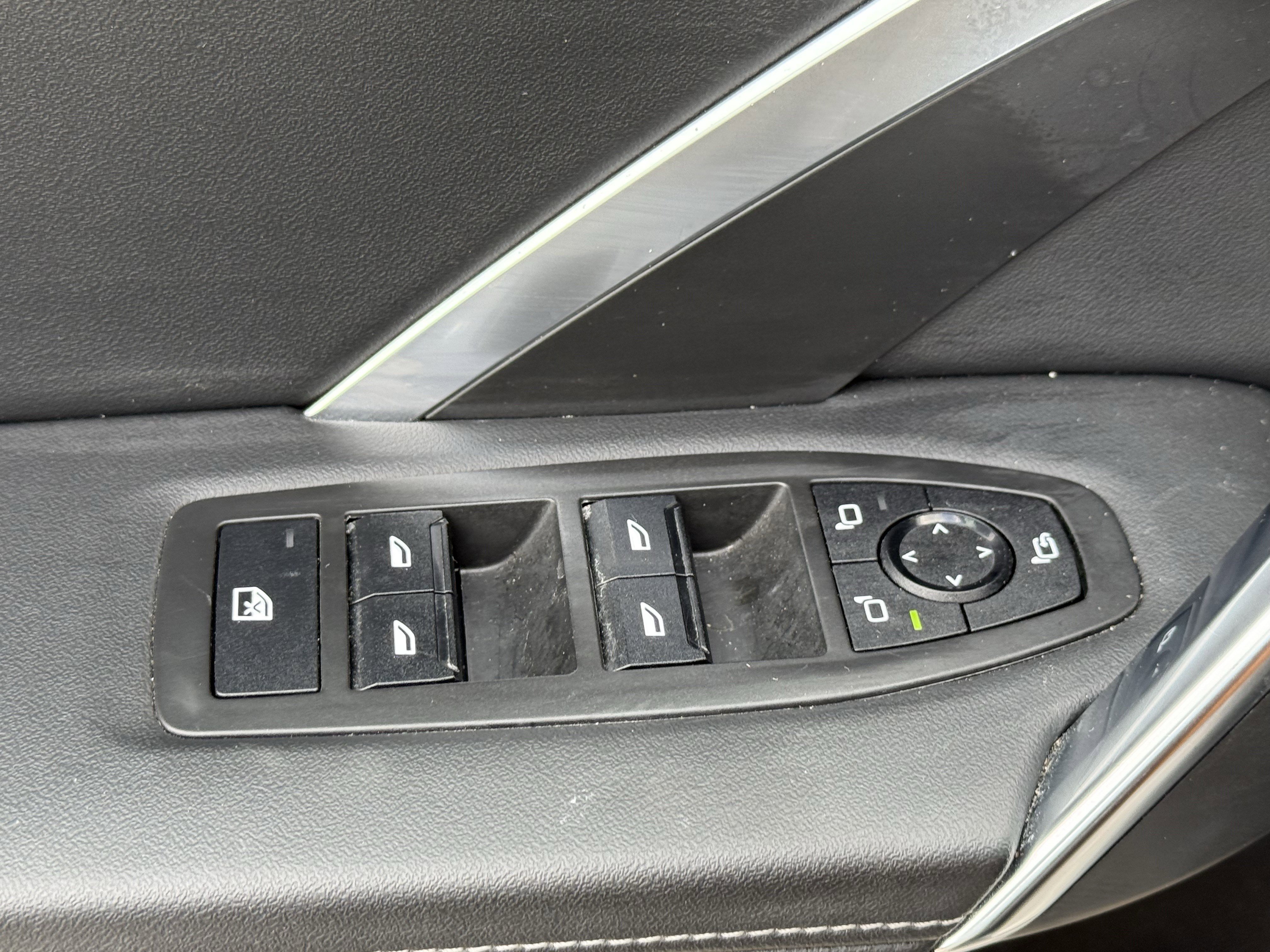 Used 2025 BMW X1 xDrive28i image 26