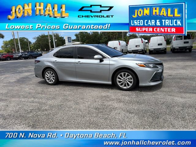 Used 2024 Toyota Camry LE w/ Convenience Package FWD image 17
