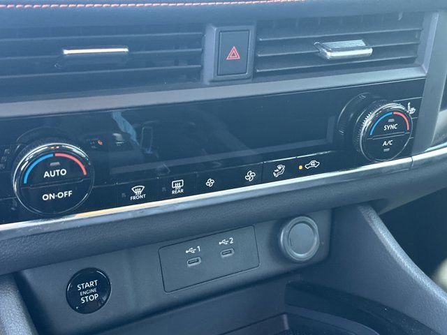 Used 2025 Nissan Rogue SV AWD/4WD image 34