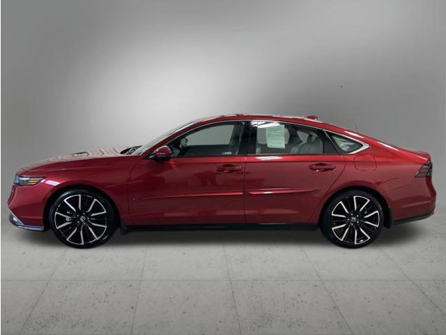 Certified 2023 Honda Accord Touring image 3