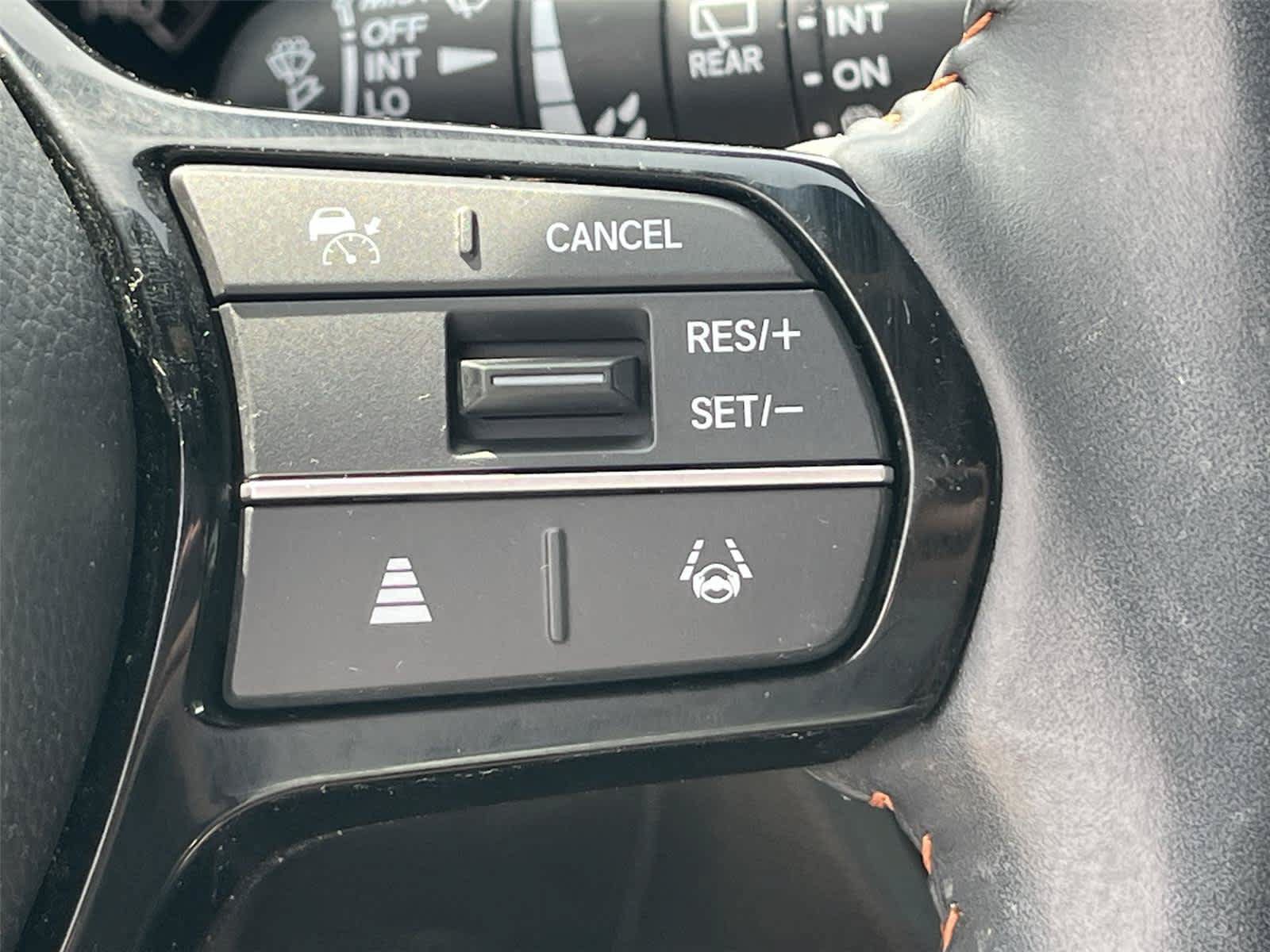 Used 2024 Honda HR-V Sport image 22