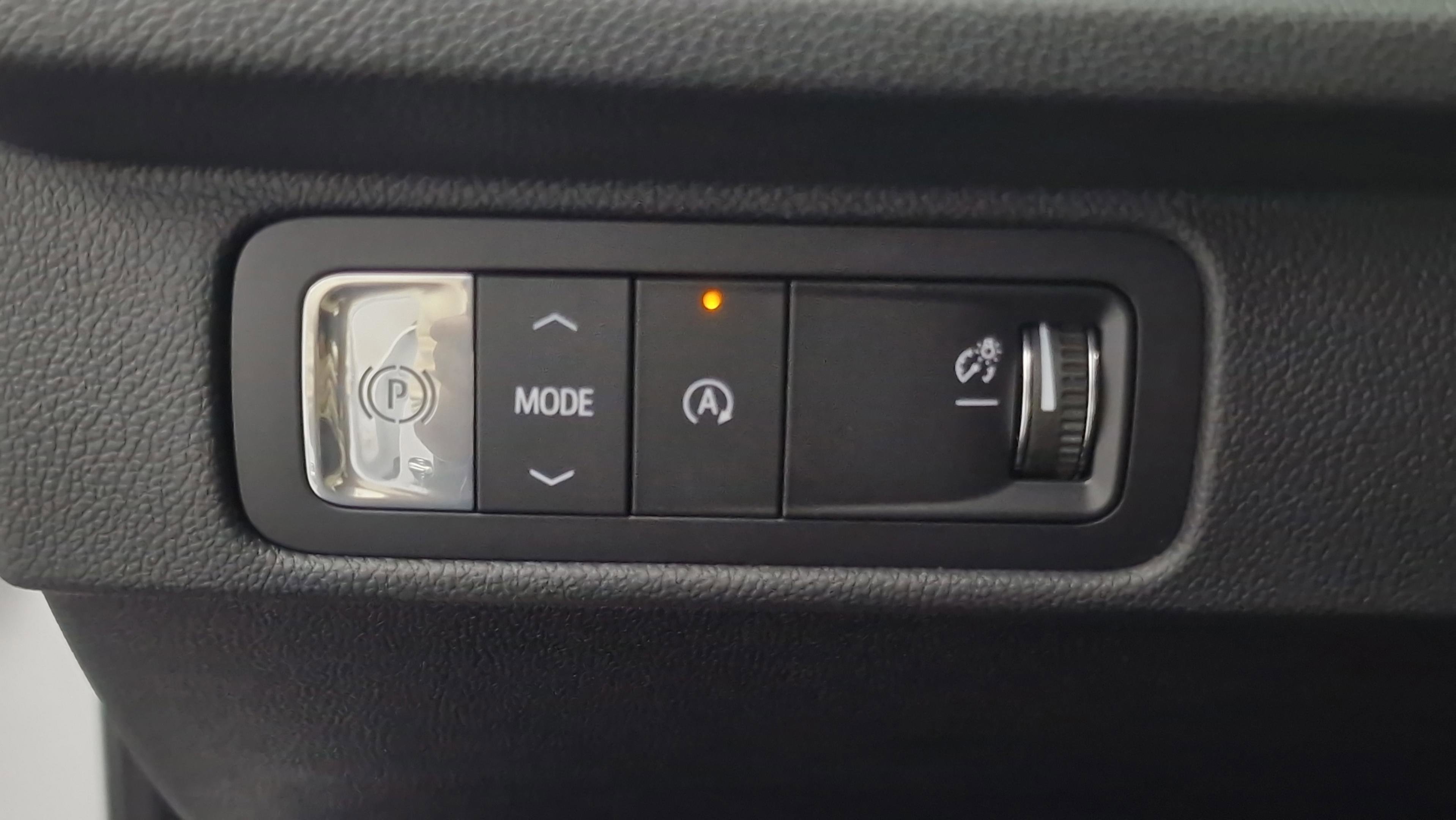 New 2026 Chevrolet Traverse LT w/ Driver Confidence Package FWD image 24