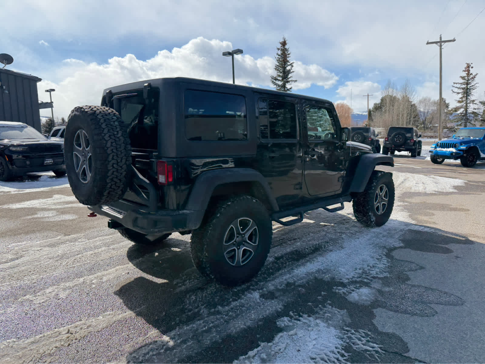 Used 2017 Jeep Wrangler Unlimited Rubicon image 15