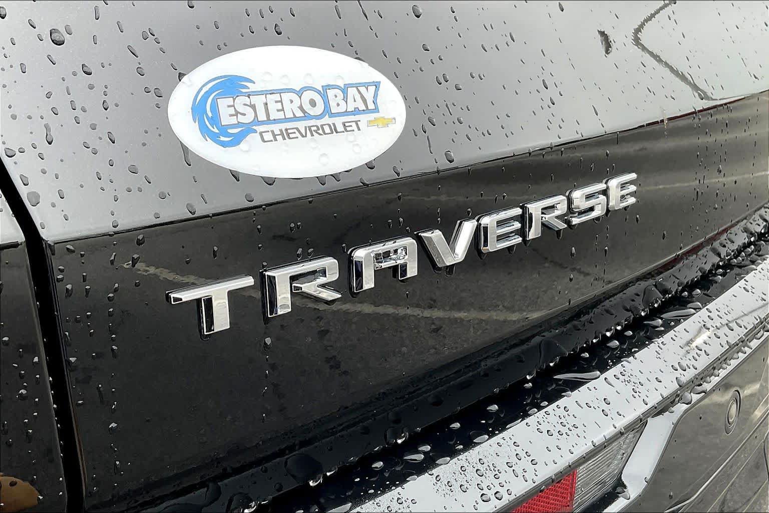 Used 2025 Chevrolet Traverse High Country w/ LPO, Floor Liner Package FWD image 19