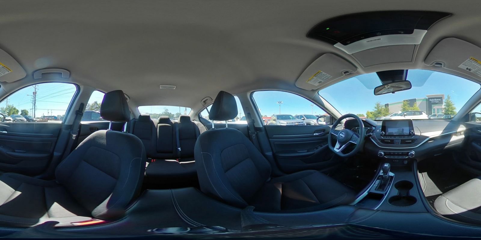 Used 2025 Nissan Altima 2.5 SV FWD image 42