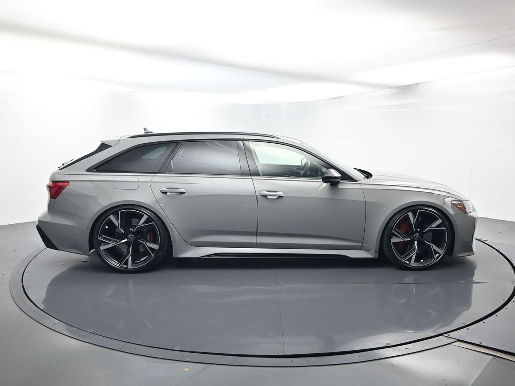 Used 2023 Audi RS 6 AWD/4WD image 16