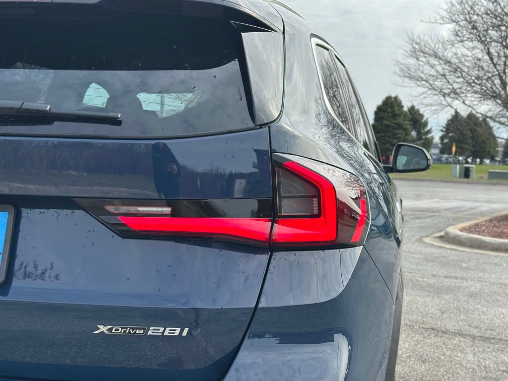 New 2026 BMW X1 xDrive28i w/ Technology Package AWD/4WD image 12