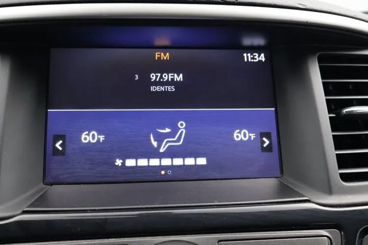 Used 2017 Nissan Pathfinder SV AWD/4WD image 29