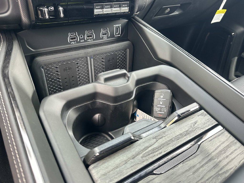 New 2026 RAM 3500 Limited AWD/4WD image 22