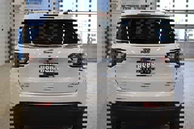 Used 2022 Jeep Compass Latitude w/ Sun and Sound Group image 11