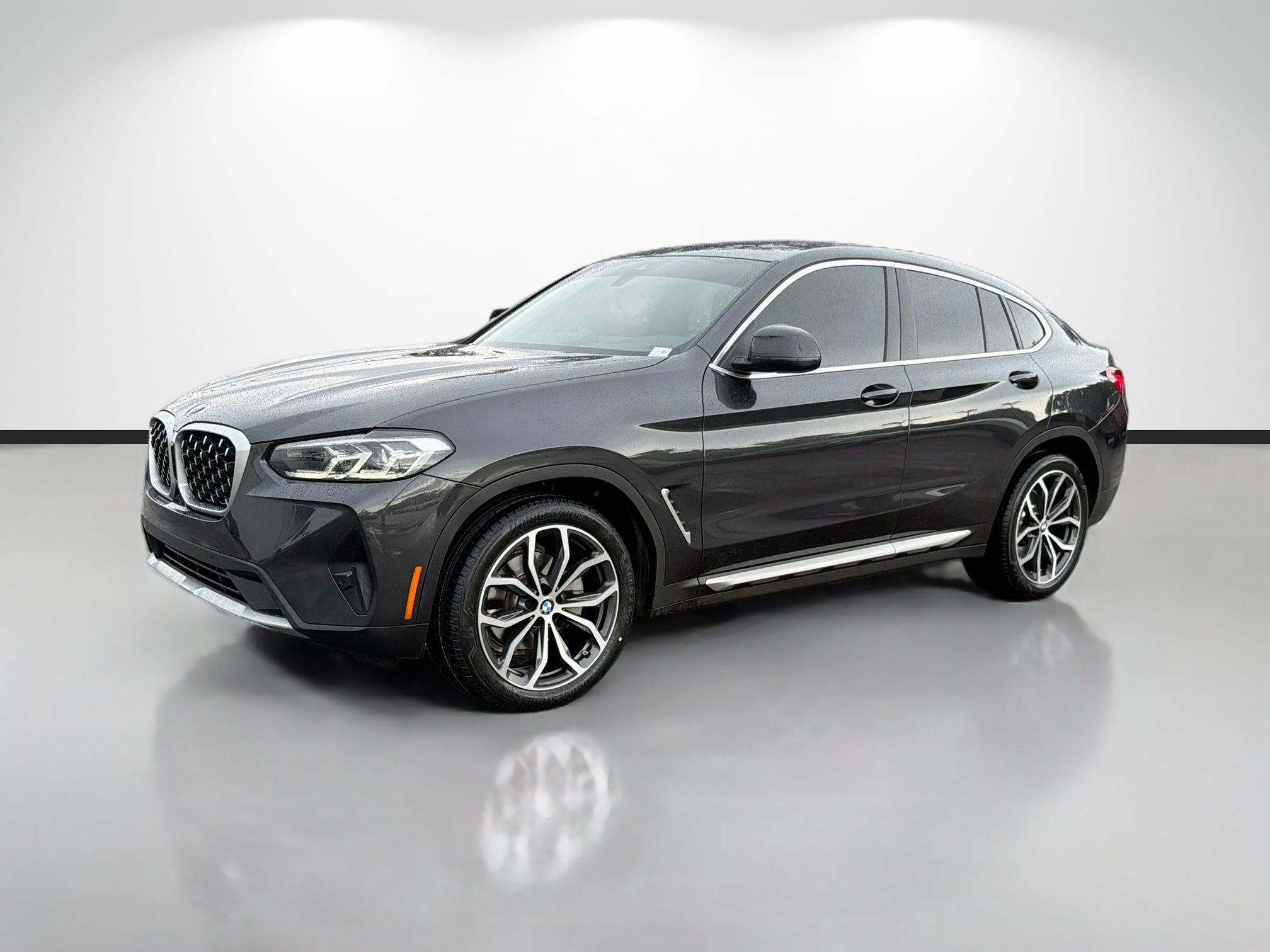 Used 2024 BMW X4 xDrive30i w/ Convenience Package AWD/4WD image 7