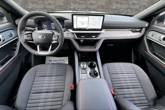 New 2026 Ford Explorer ST-Line w/ ST-Line Street Pack AWD/4WD image 5
