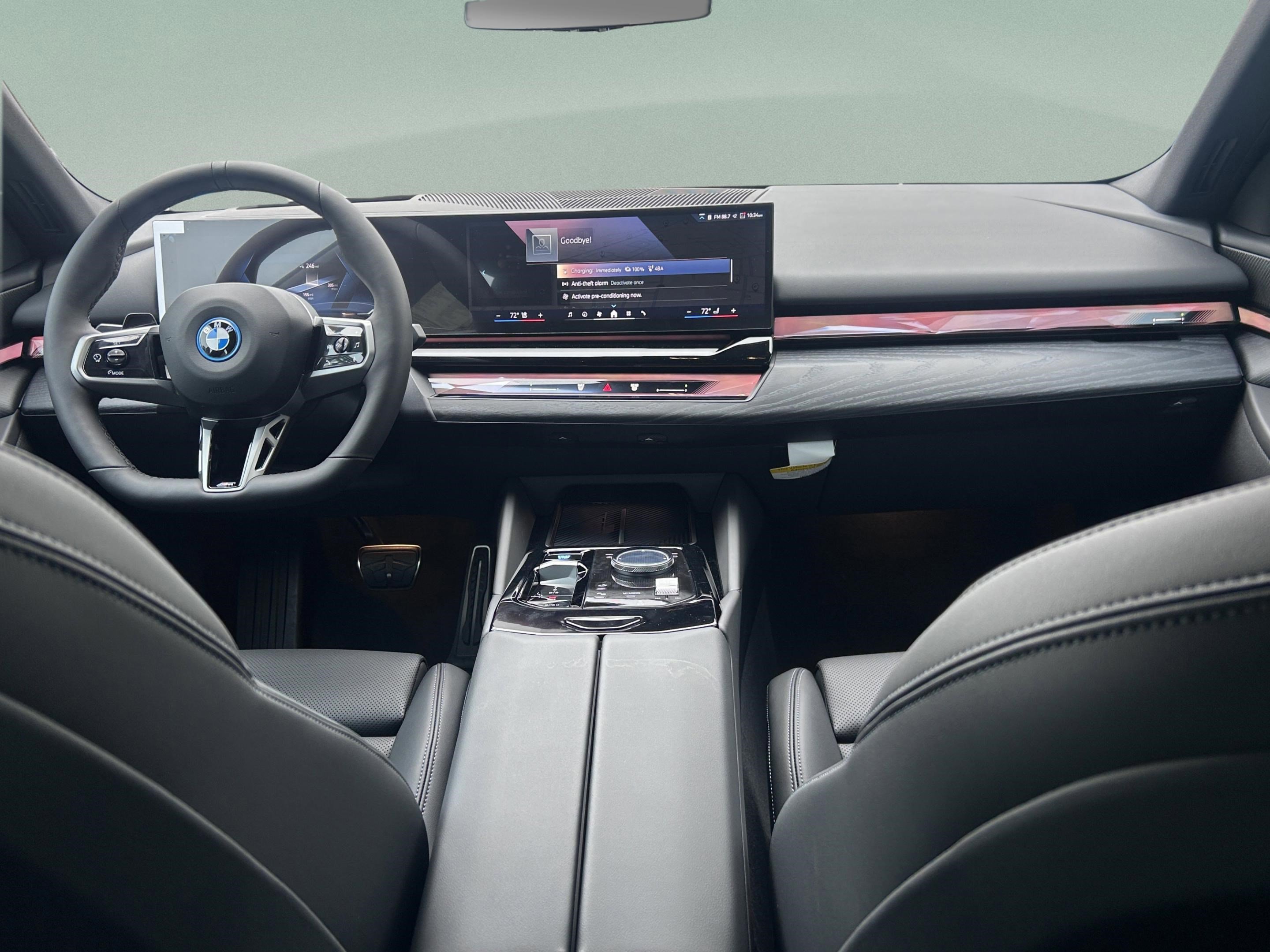 Used 2026 BMW i5 eDrive40 w/ M Sport Package RWD image 8