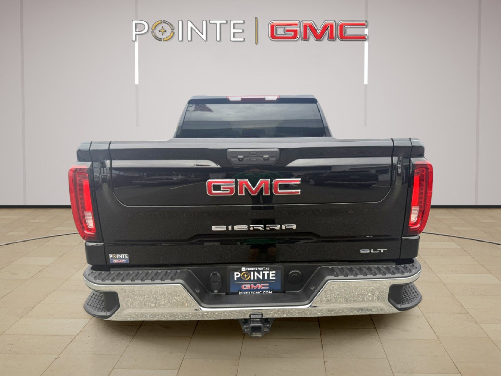 Certified 2025 GMC Sierra 1500 SLT image 8