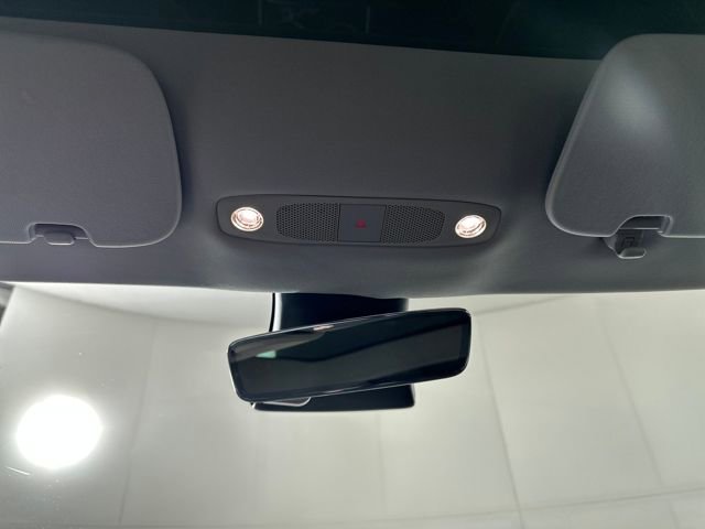 Used 2018 Tesla Model 3 Long Range image 23