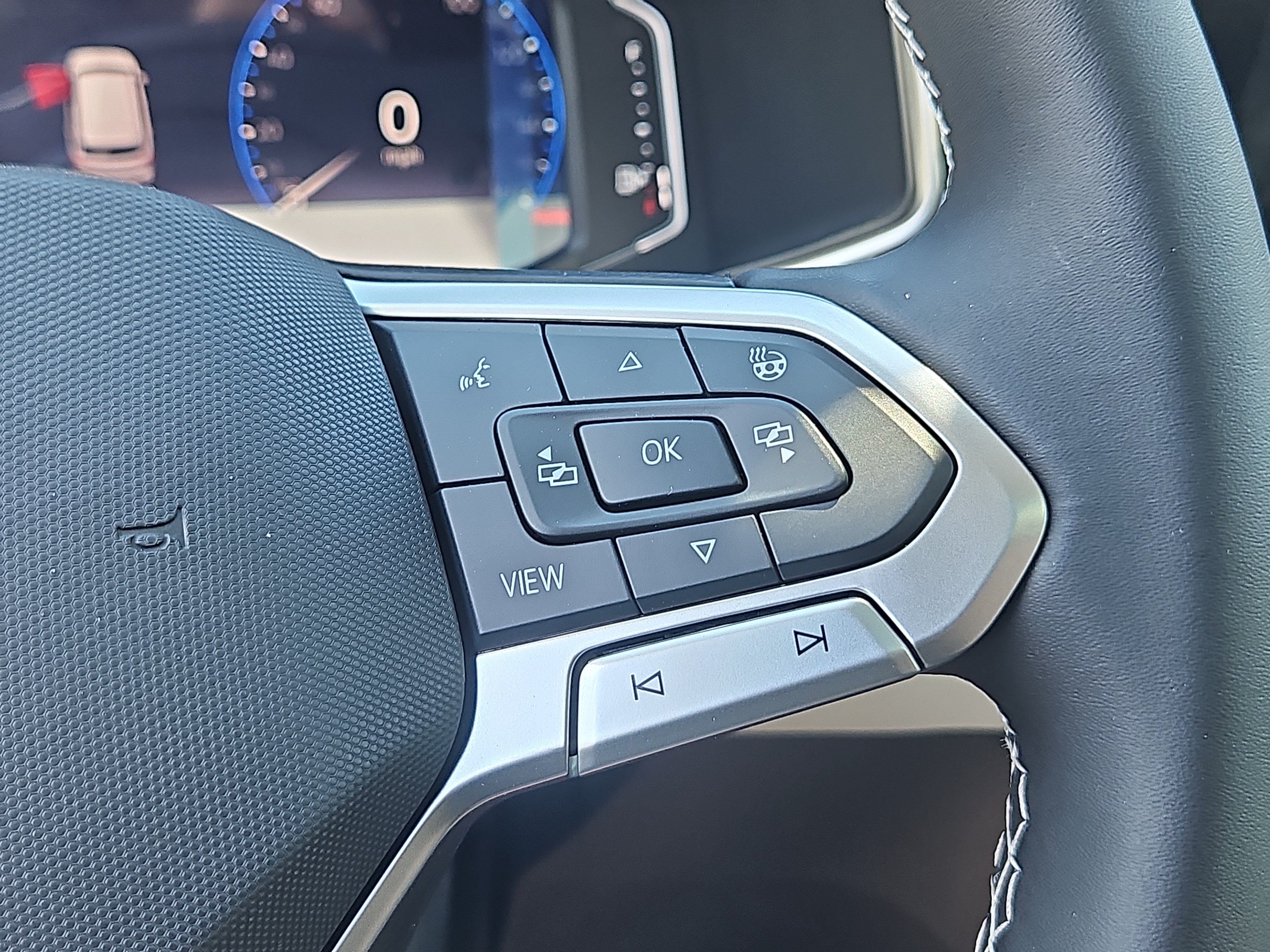 New 2026 Volkswagen Taos SEL AWD/4WD image 14