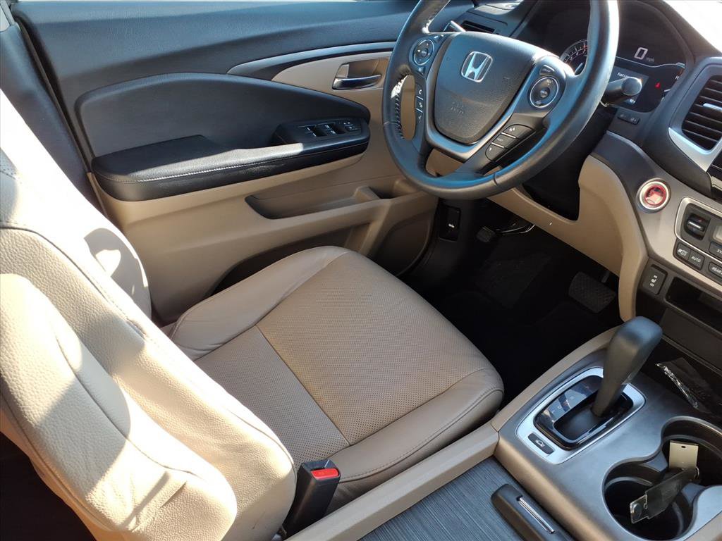 Certified 2019 Honda Ridgeline RTL-T image 16