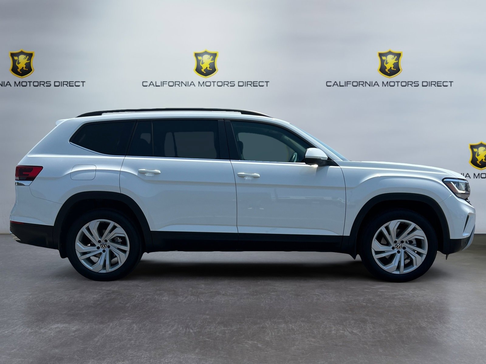 Used 2023 Volkswagen Atlas SE image 6