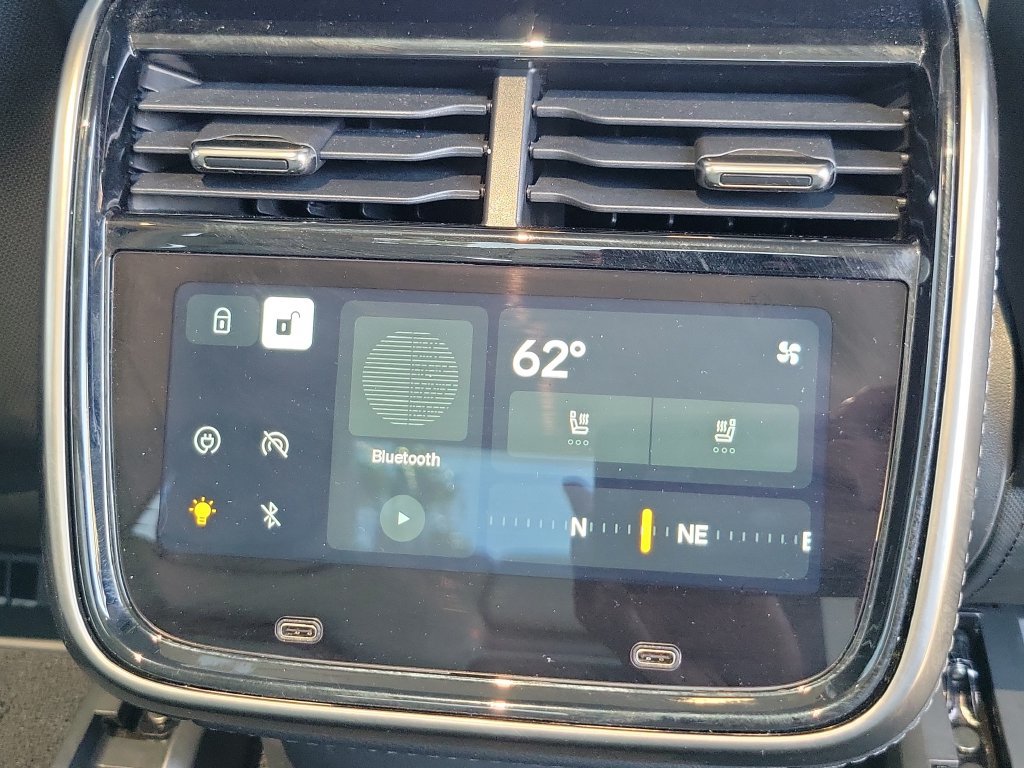 Used 2024 Rivian R1T Adventure Dual AWD/4WD image 20