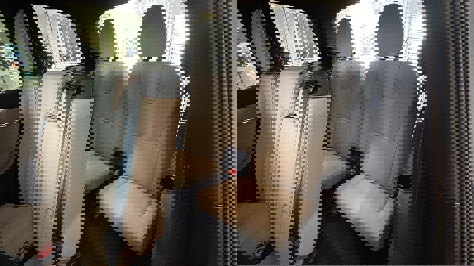 New 2026 Volvo XC90 B6 Plus w/ Protection Package Premier image 29