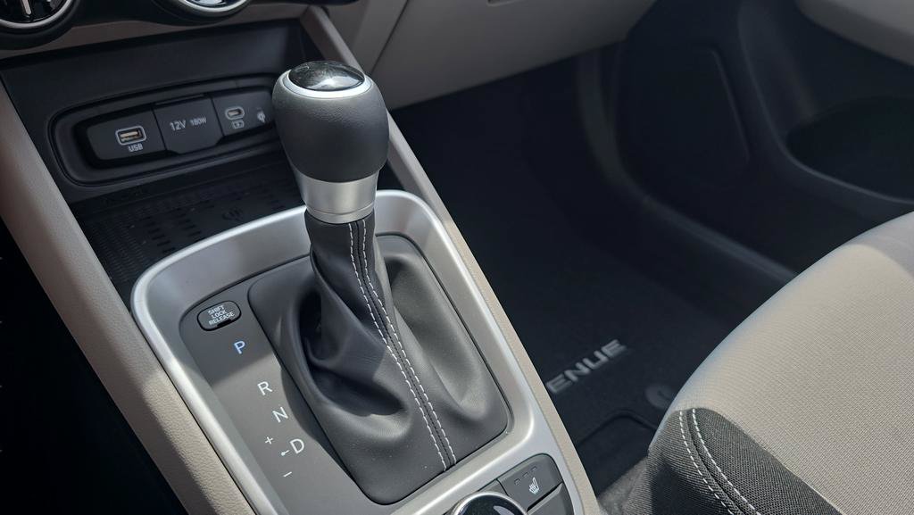New 2026 Hyundai Venue SEL FWD image 22