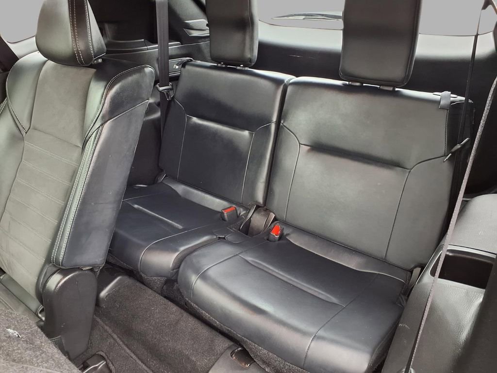 Used 2024 Mitsubishi Outlander SE image 25