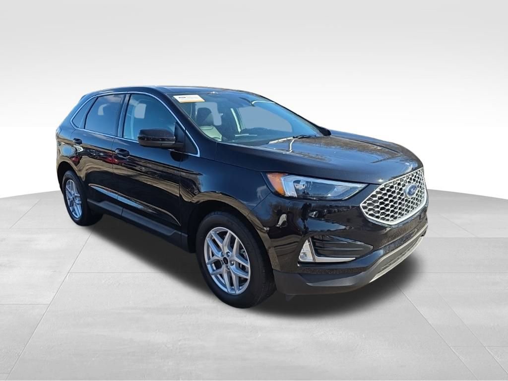 Certified 2024 Ford Edge SEL w/ Convenience Package image 3