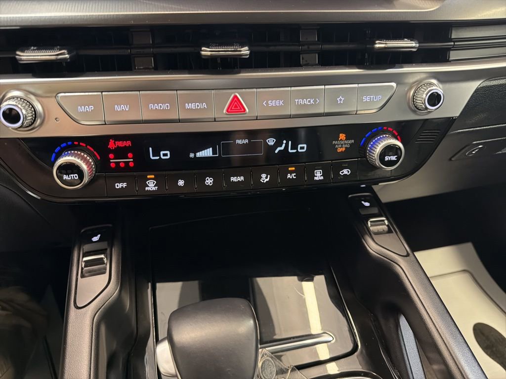 Used 2025 Kia Telluride S AWD/4WD image 33