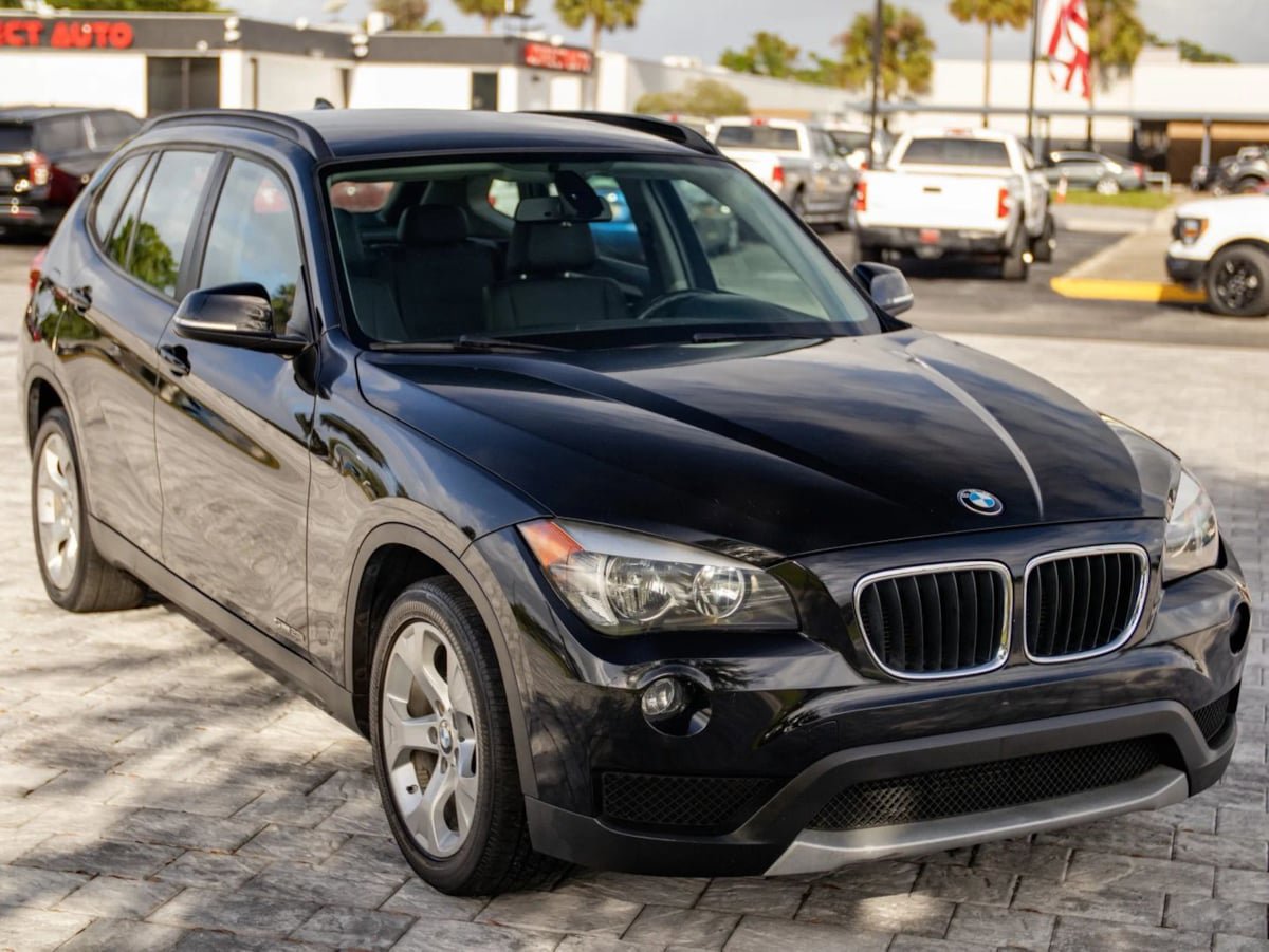 Used 2014 BMW X1 sDrive28i RWD image 2